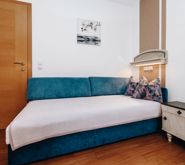 Ausziehbare Couch im Appartement Typ B