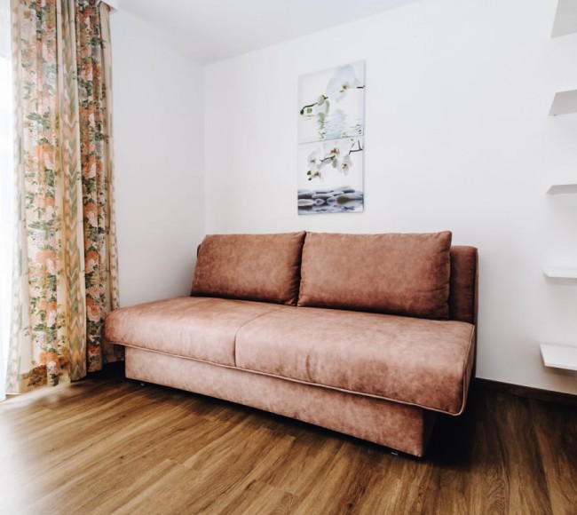 Ausziehbare Couch für weitere Personen 